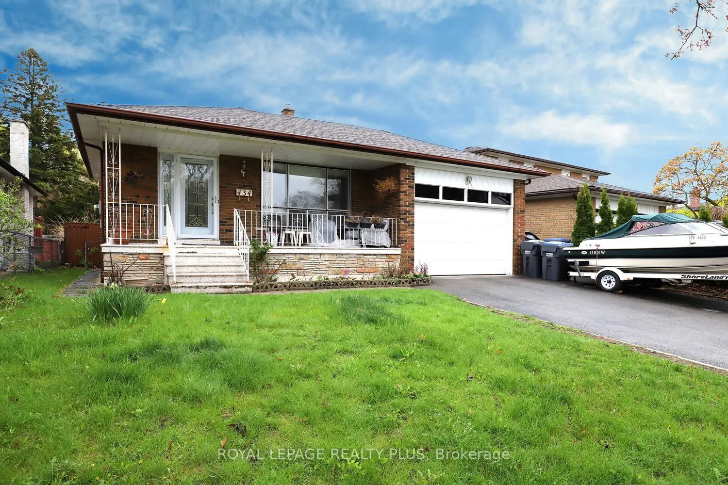 434 Tedwyn Drive photo 2