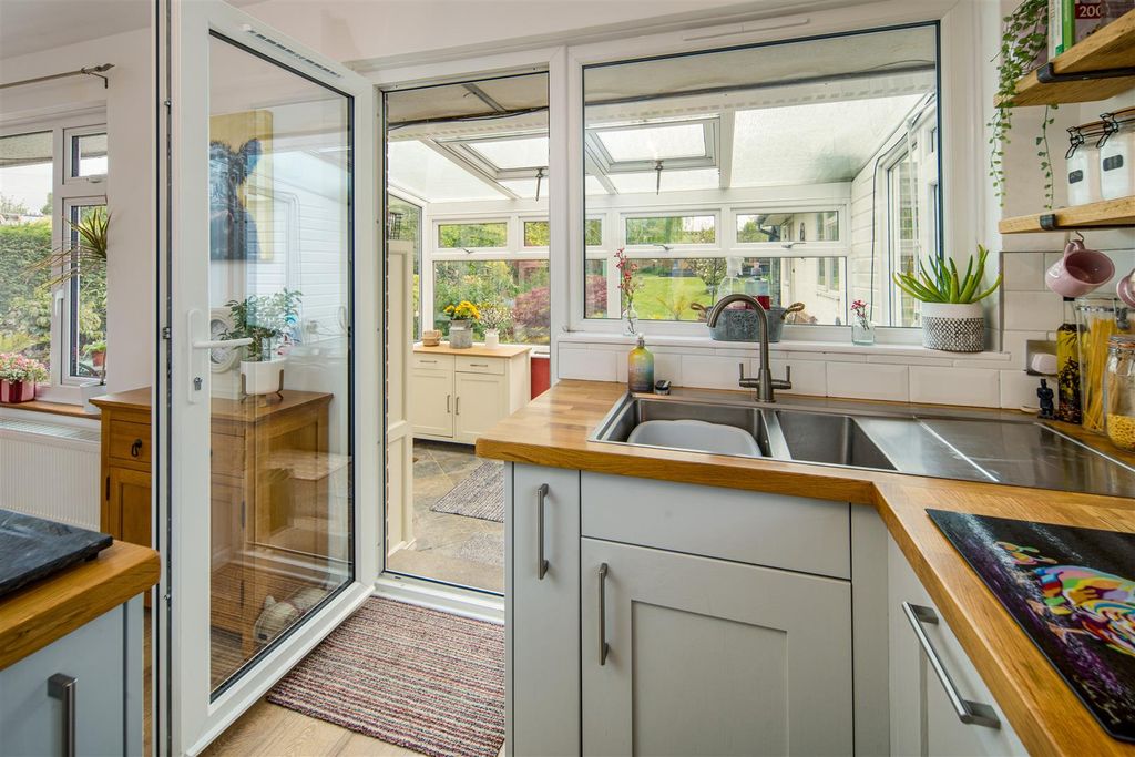 Additional image 6 of 3 bed detached house for saleNorton Green, Isle Of Wight PO40