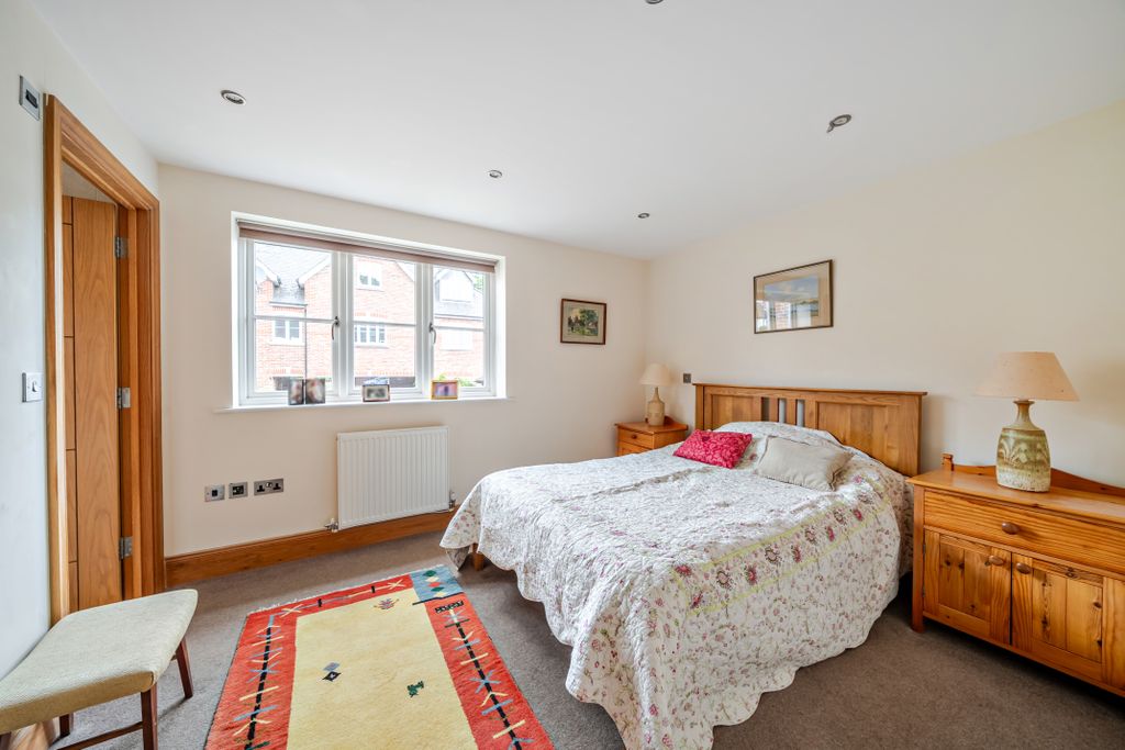 Additional image 6 of 4 bed maisonette for saleCrownwood Gate, Farnham GU9