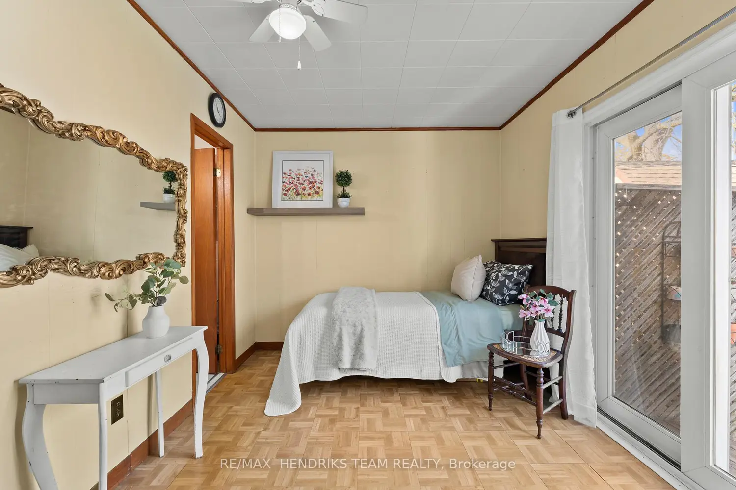 70 Carleton Street photo 2