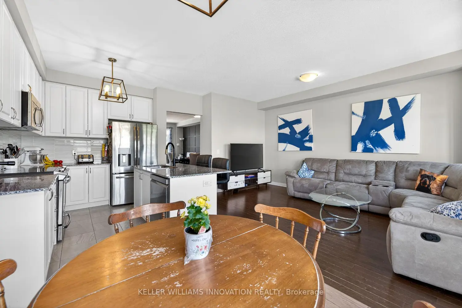 Additional image 9 of 4061 Maitland Street