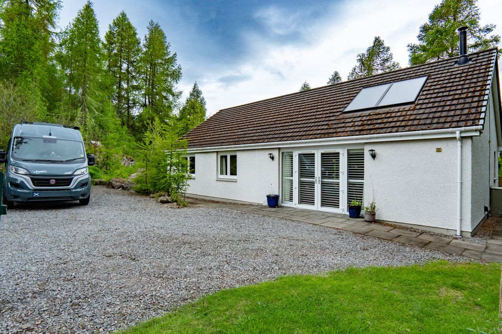 2 bed detached bungalow for saleGorthleck, Inverness IV2