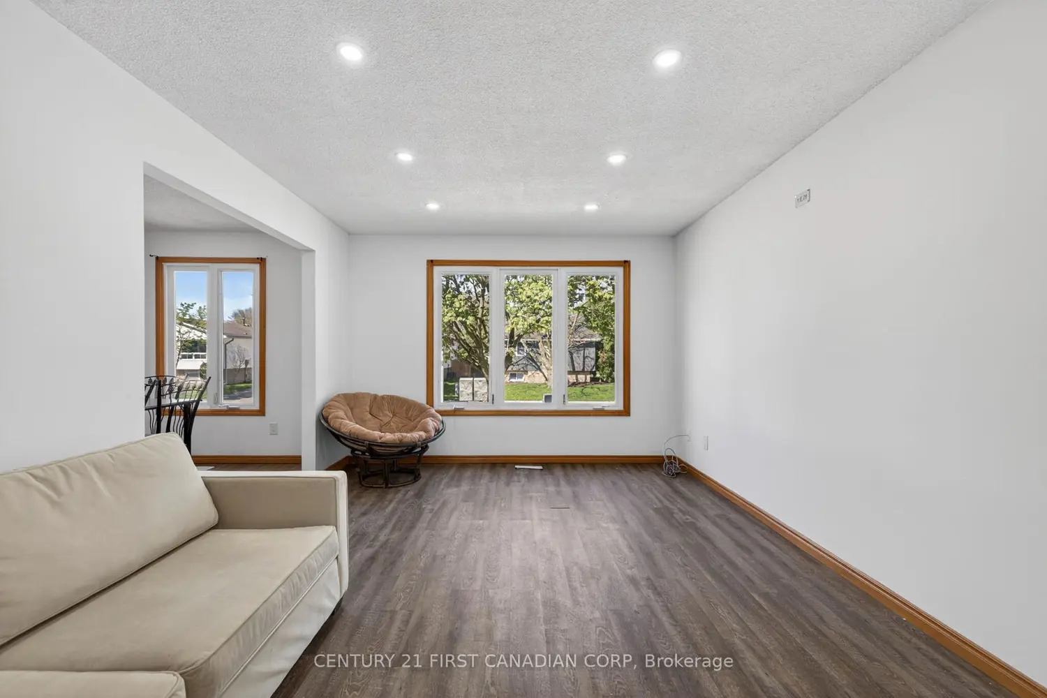 320 Blue Forest Drive photo 4