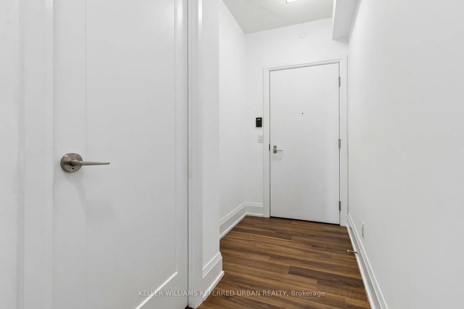 Additional image 6 of 120 Harrison Garden Boulevard 636