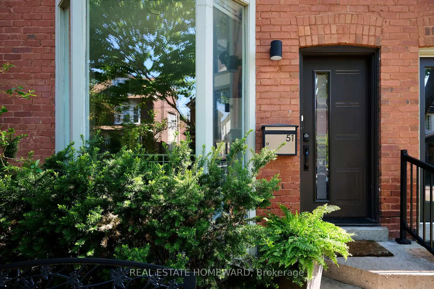 Additional image 2 of 51 Harcourt Avenue