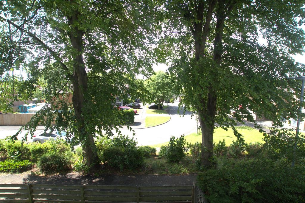 2 bed flat for saleWallington Drive, Sedgefield TS21 photo 3