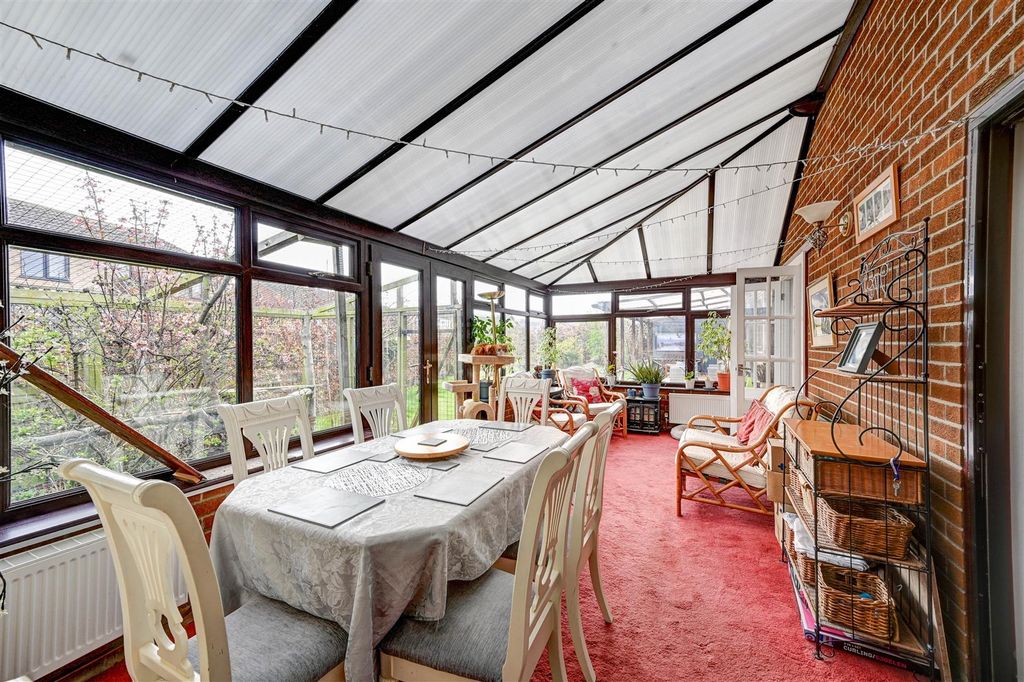 Additional image 7 of 5 bed detached house for saleFell Way, Bradwell, Great Yarmouth NR31