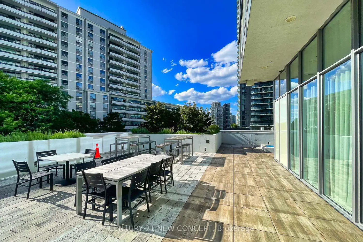 Additional image 13 of 5180 Yonge Street 416