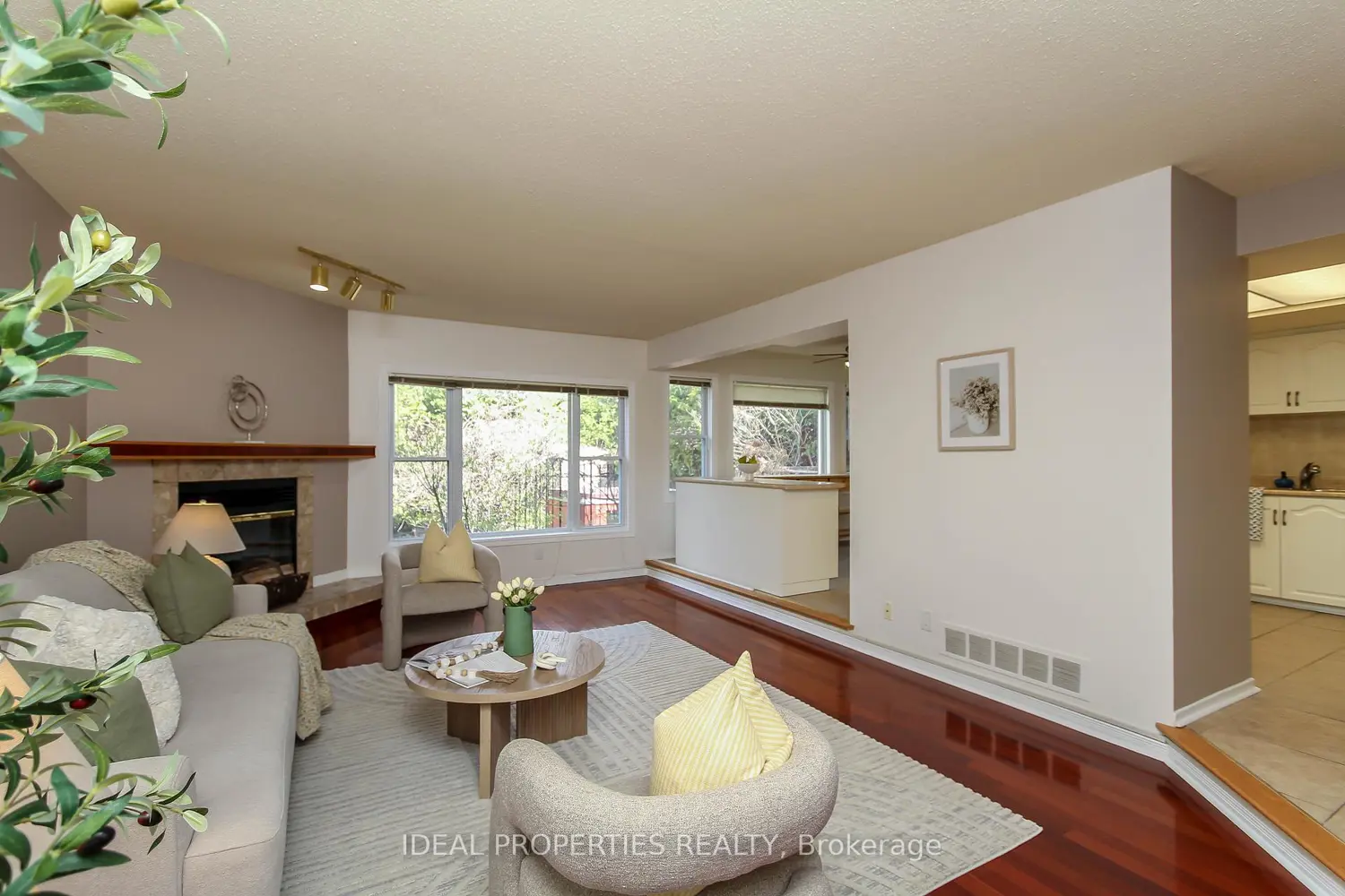39 Huntings End Avenue photo 4