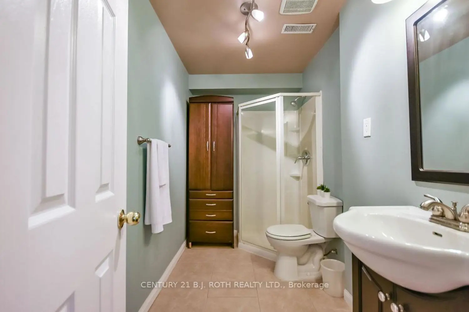 Additional image 13 of 35 Hawthorne Crescent