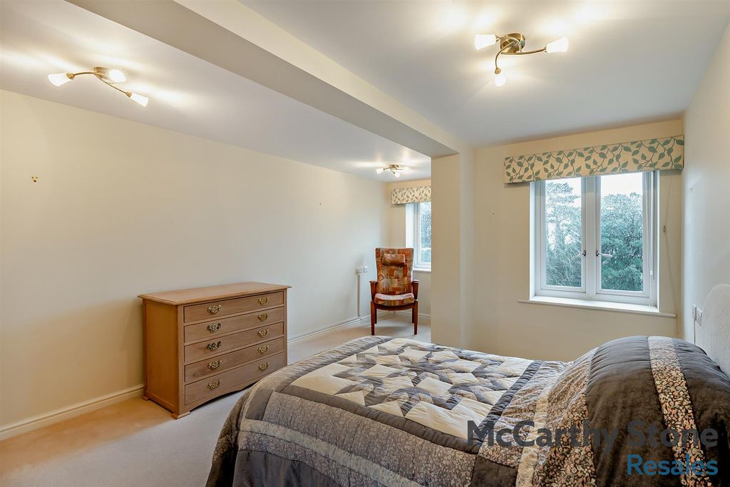 Additional image 10 of 2 bed flat for saleRoswell Court, Douglas Avenue, Exmouth EX8