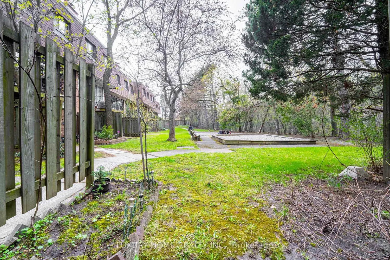 Additional image 2 of 100 Henderson Avenue 2