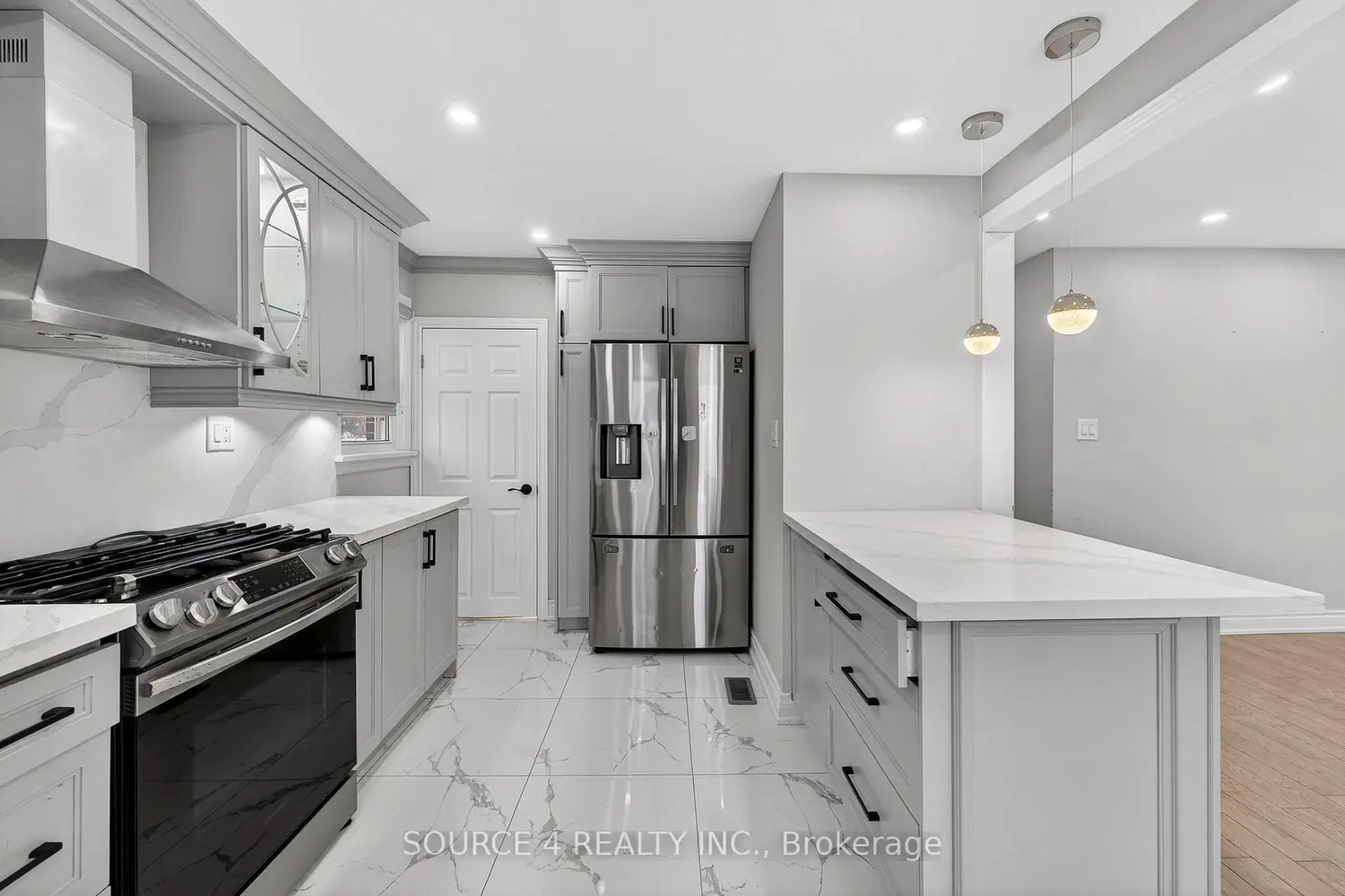 243 Malaga Road photo 5