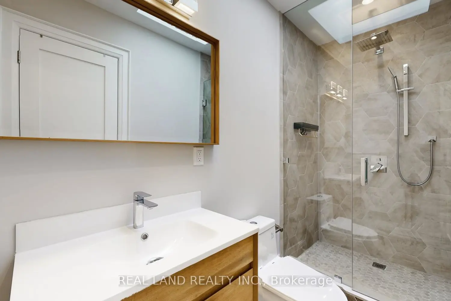 Additional image 14 of 180 Goulding Avenue