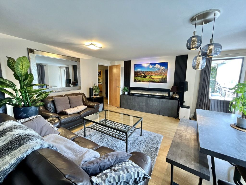 Additional image 5 of 2 bed flat for saleMill Road, Gateshead NE8