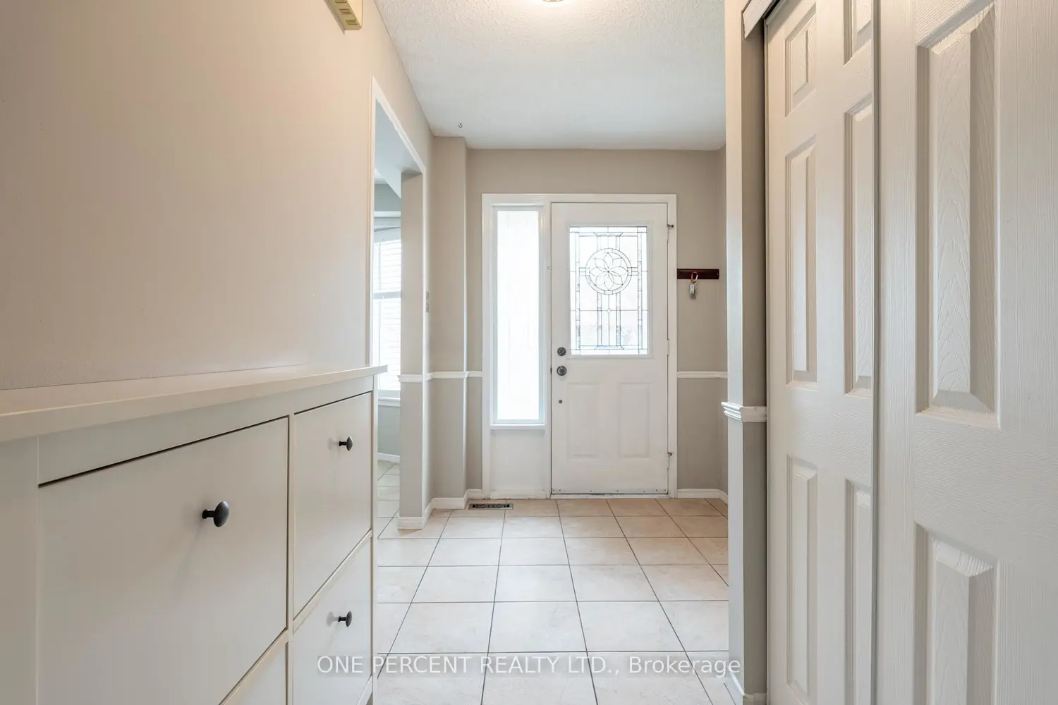 800 Upper Paradise Road 30 photo 3
