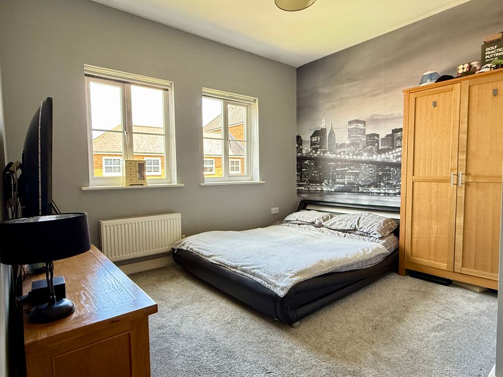 Additional image 4 of 2 bed flat for saleConqueror Drive, Gillingham ME7