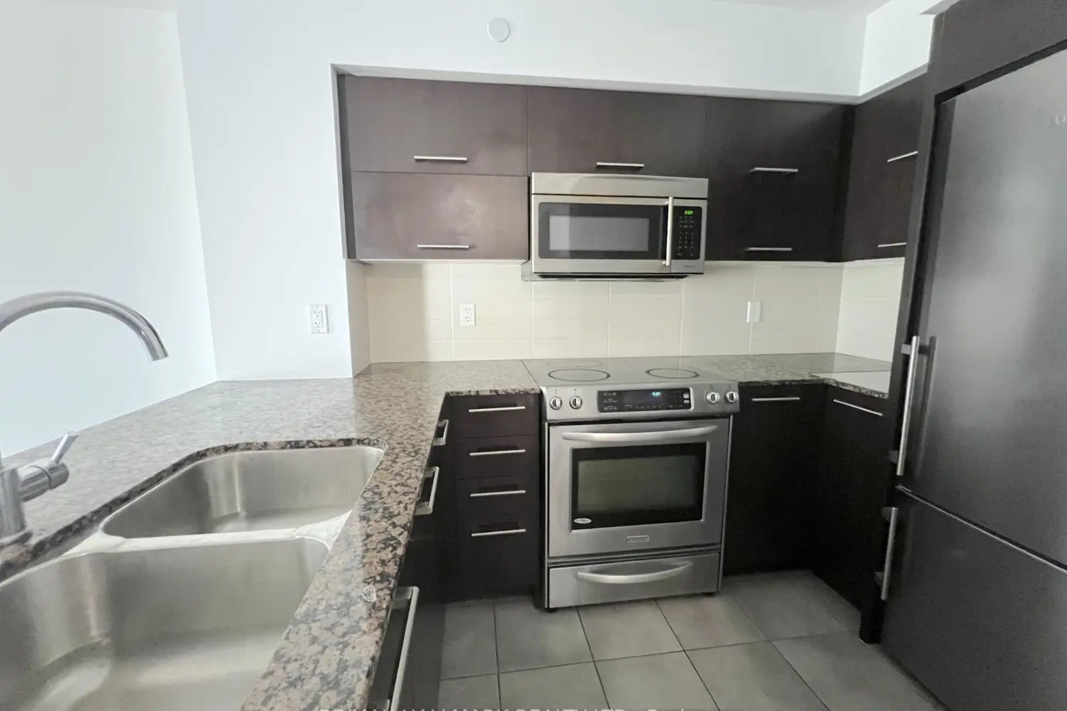 Additional image 6 of 5162 Yonge Street 607