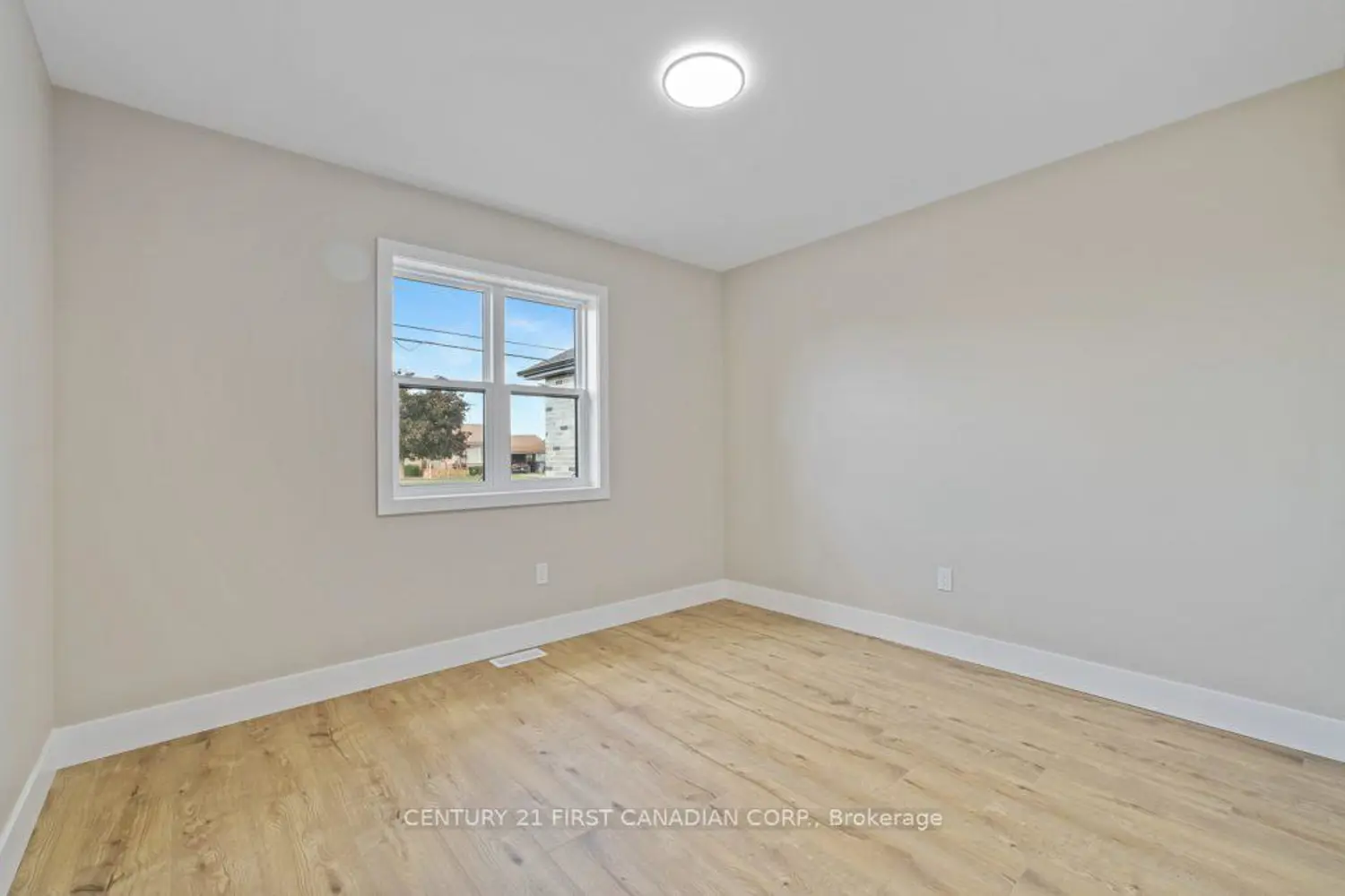 Additional image 12 of 95 Victoria Avenue