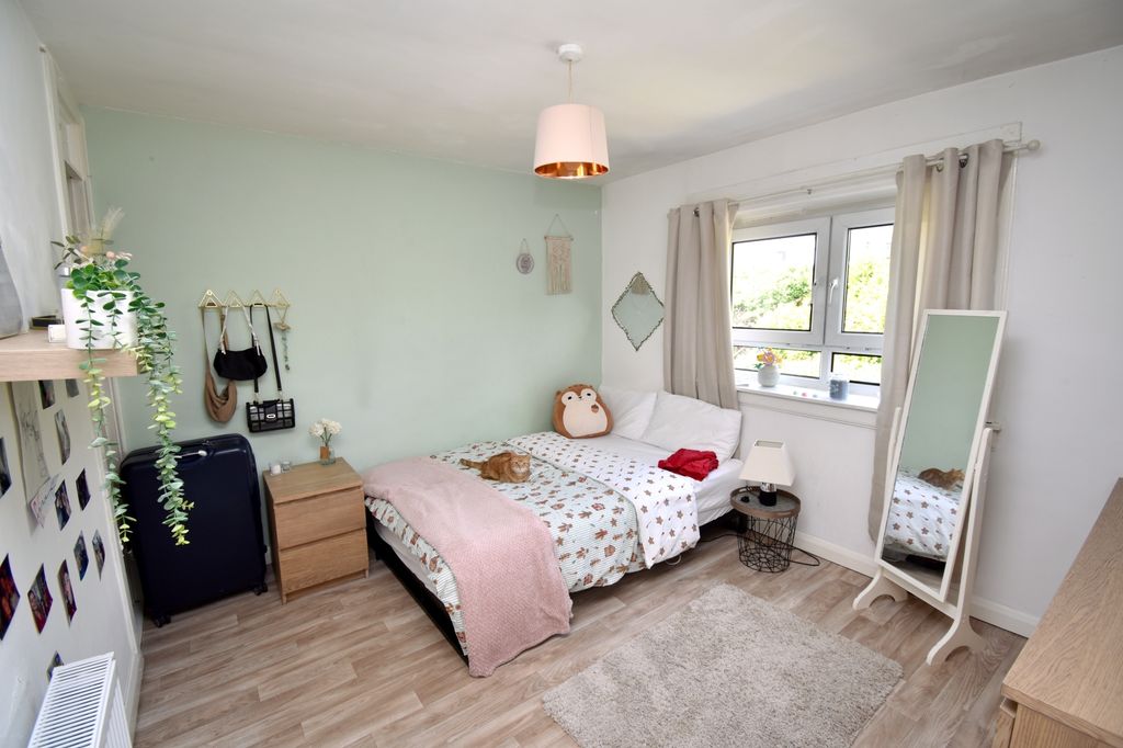 Additional image 4 of 4 bed terraced house for saleAuchmead Road, Greenock PA16
