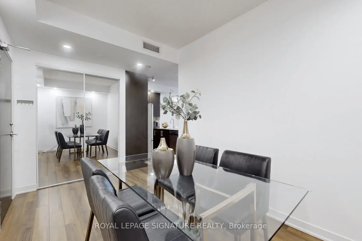 Additional image 7 of 60 Berwick Avenue 510