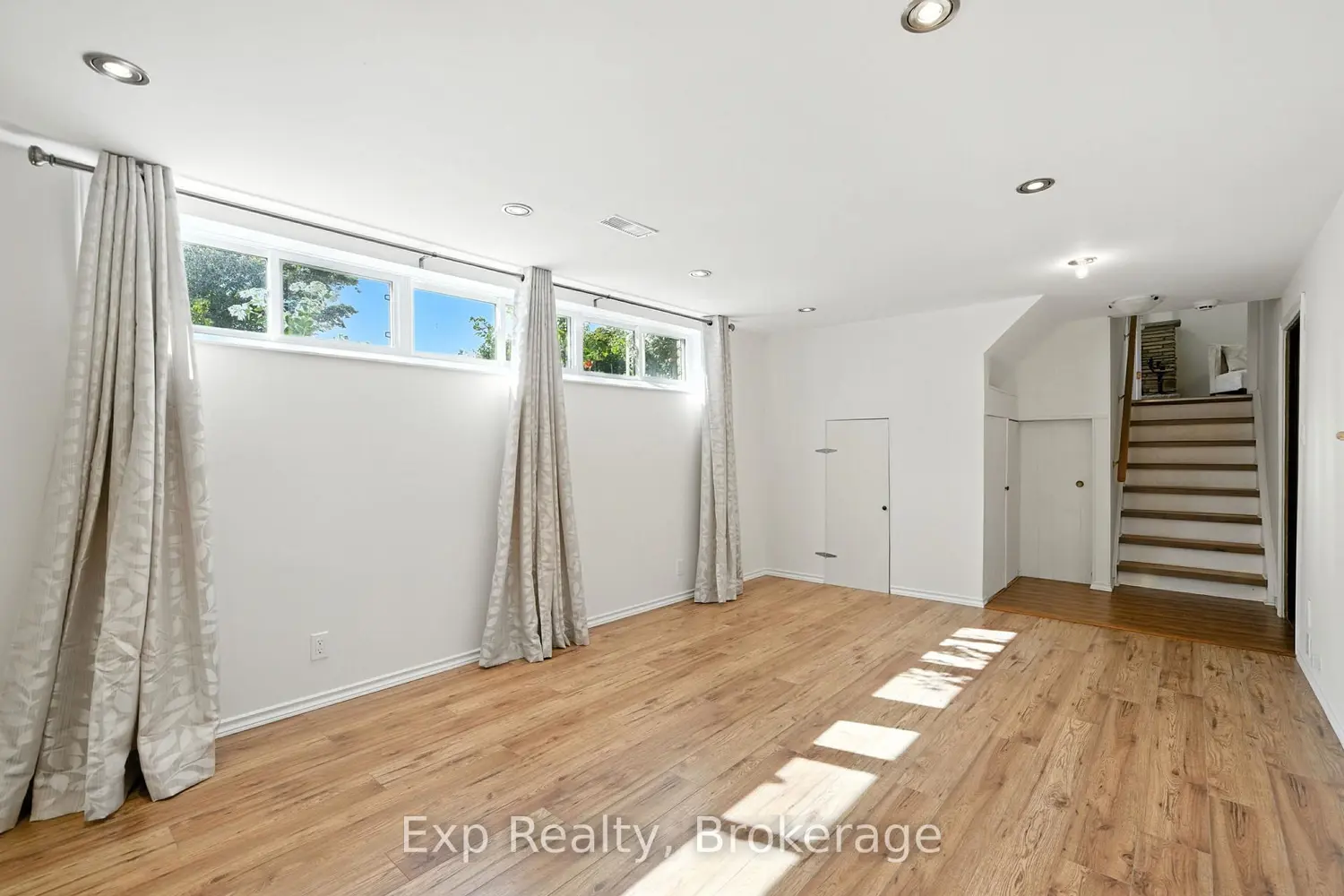Additional image 15 of 52 Bayview Crescent