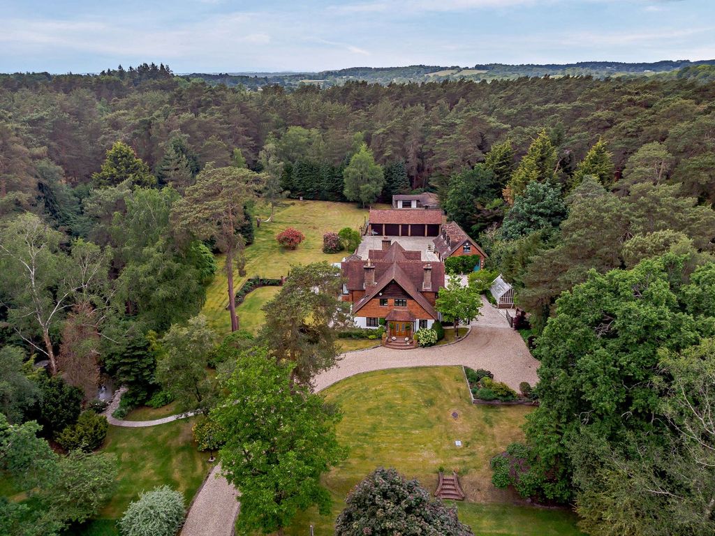 8 bed detached house for saleFarnham Road, Churt, Farnham, Surrey GU10