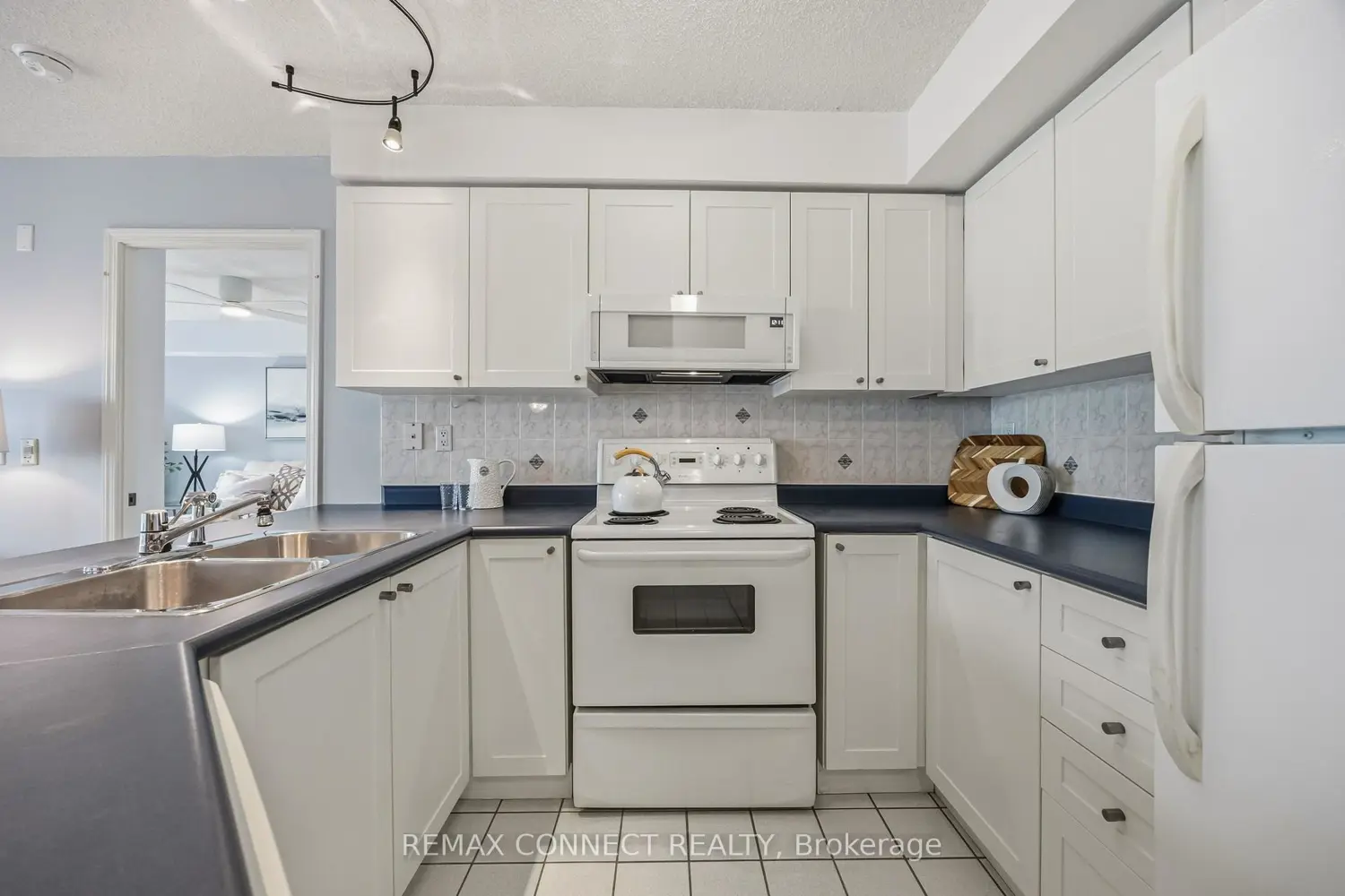 Additional image 9 of 890 Sheppard Avenue 504