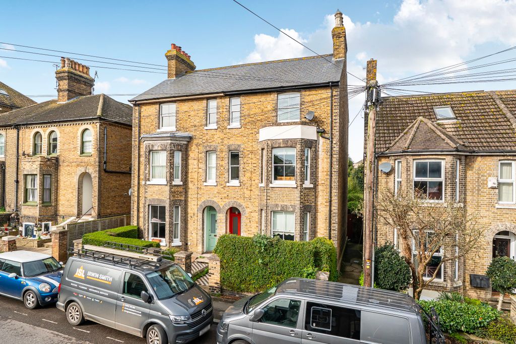 Additional image 19 of 6 bed semi-detached house for saleNewton Road, Faversham ME13