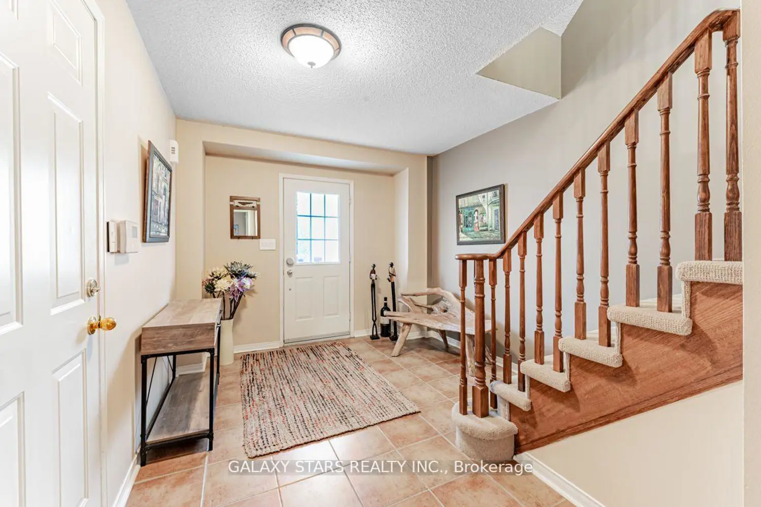 24 Post Oak Drive photo 4