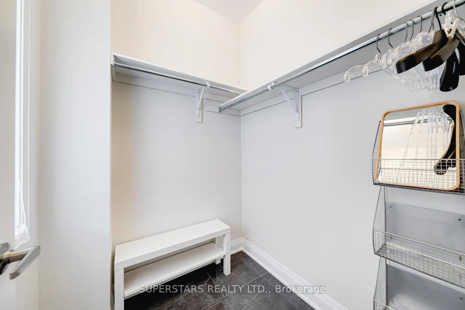 33 John Dallimore Drive photo 2
