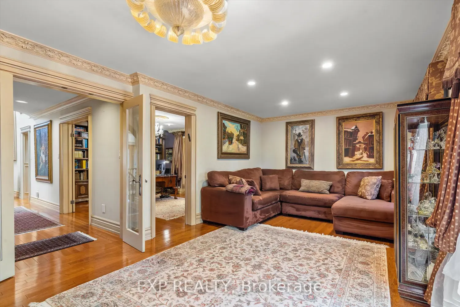 129 Rose Green Drive photo 4