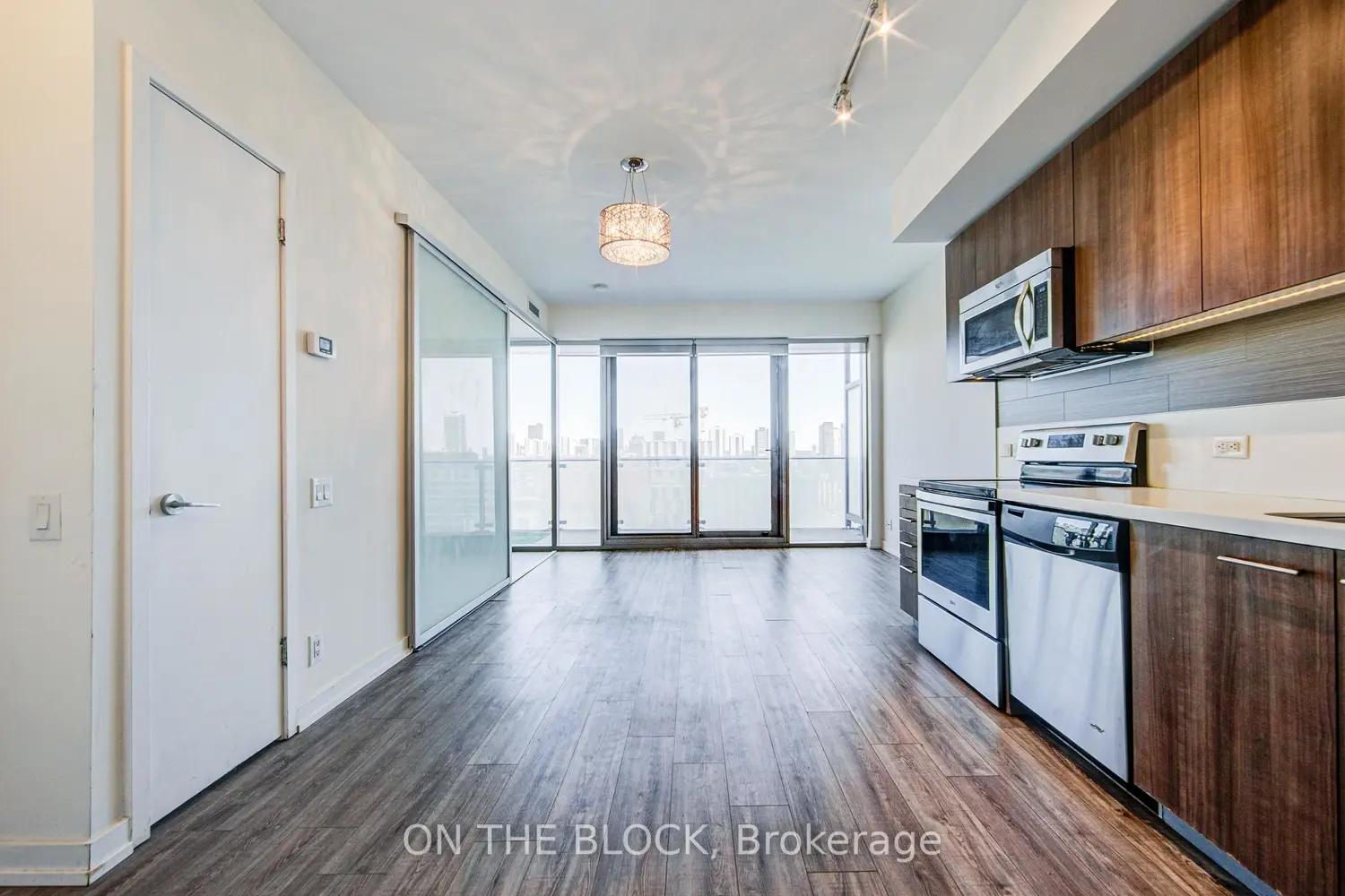 Additional image 2 of 390 Cherry Street 1503