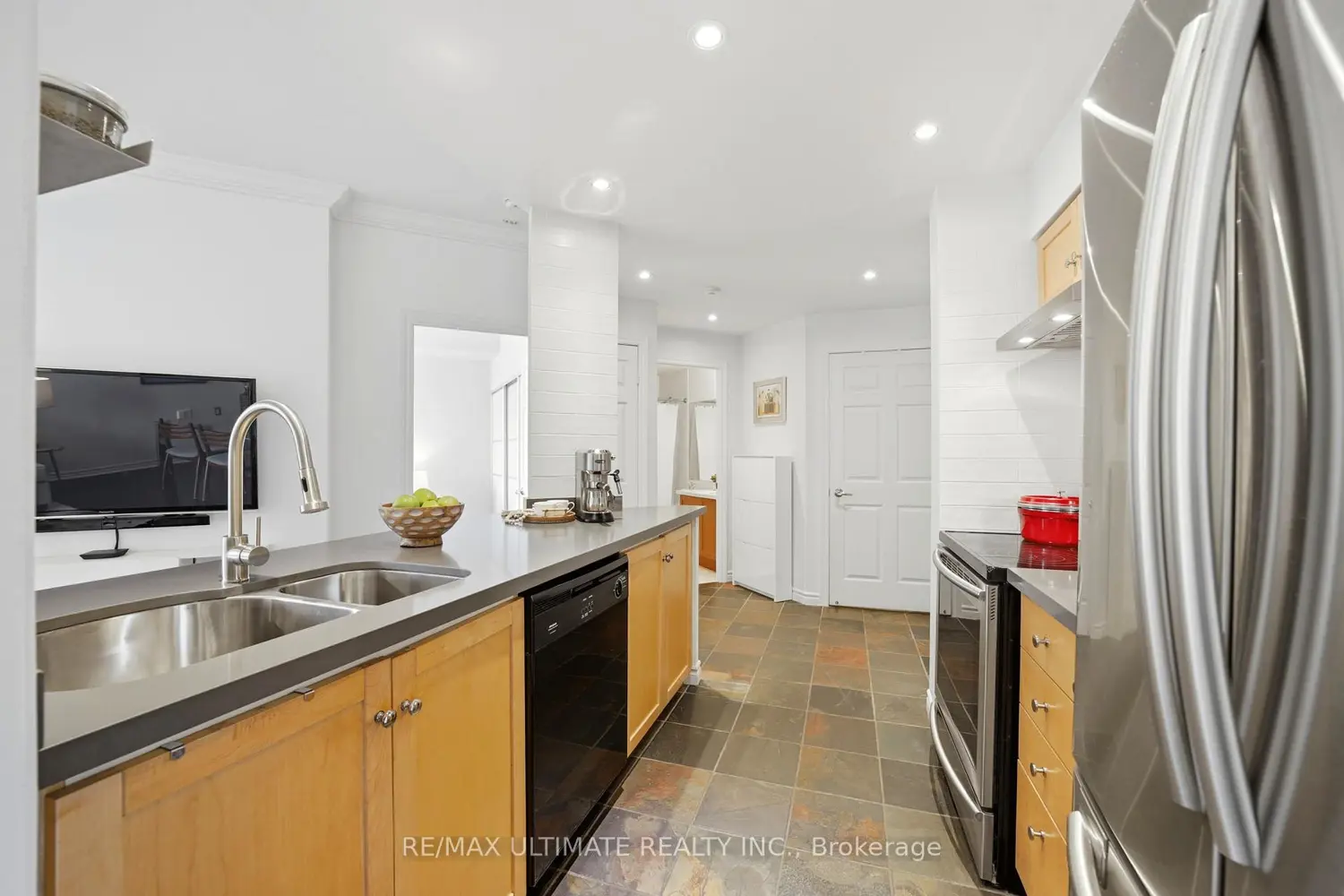 Additional image 5 of 1750 Bayview Avenue 405
