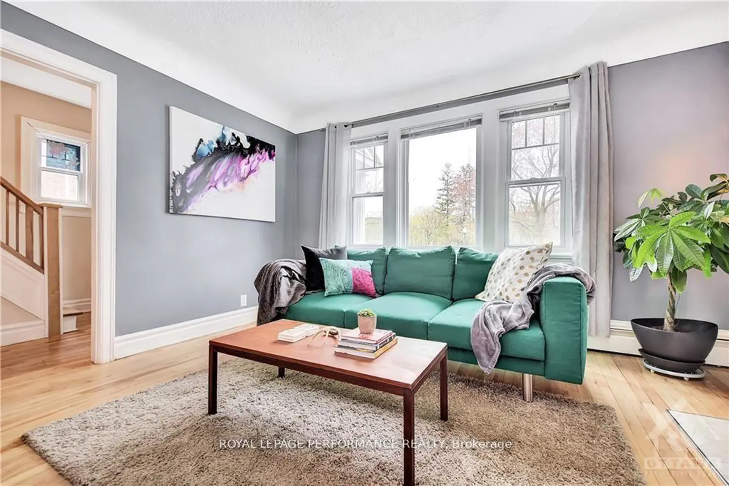 48 Hawthorne Avenue photo 3
