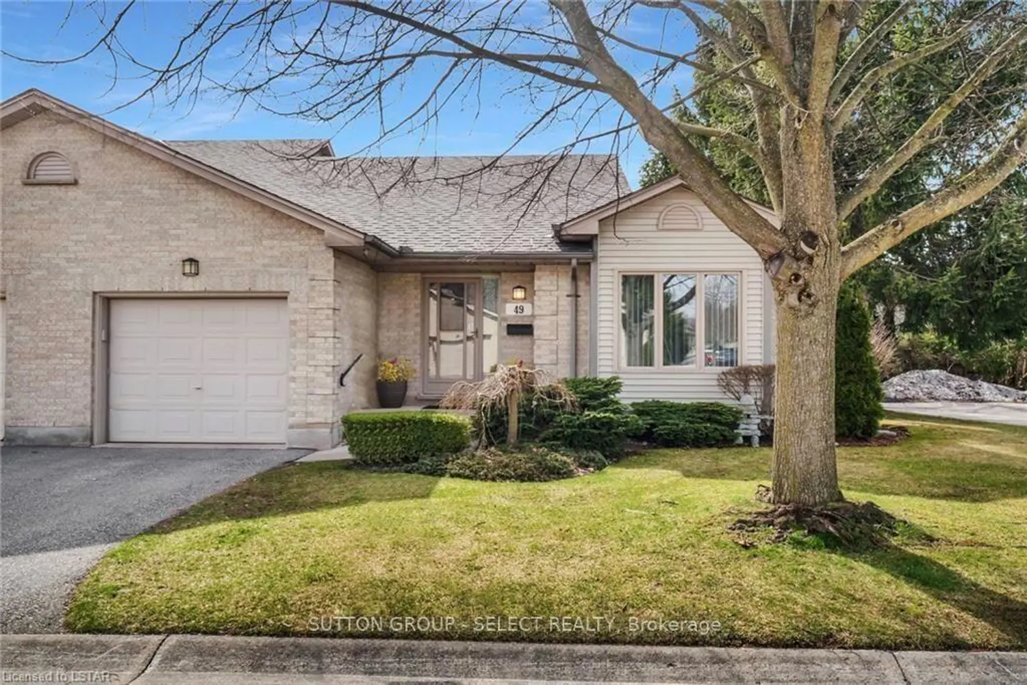 99 Edgevalley Road 49