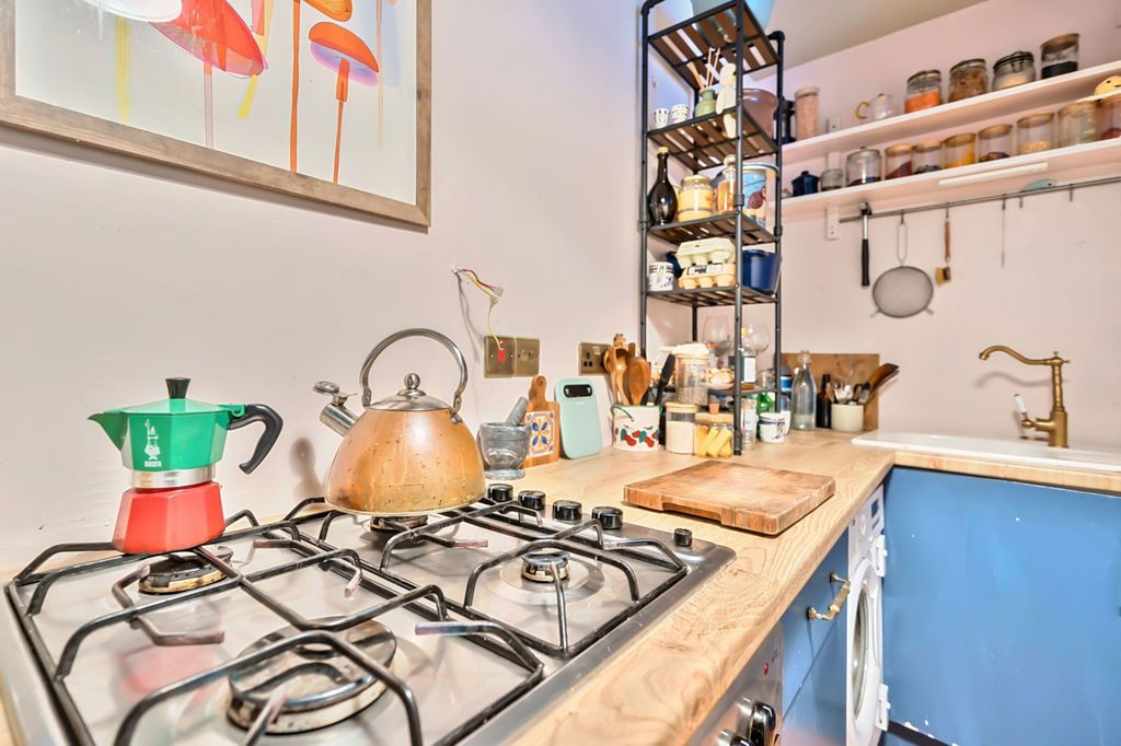 Additional image 8 of 1 bed flat for saleCatherine Street, Frome BA11