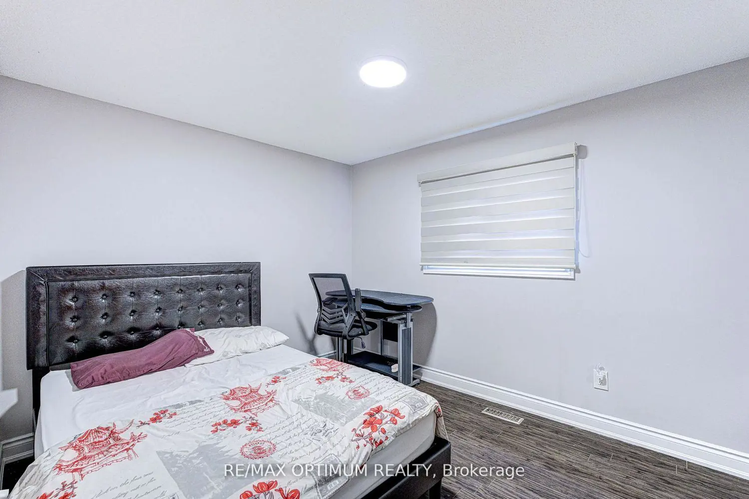 Additional image 12 of 5 Roehampton Crescent