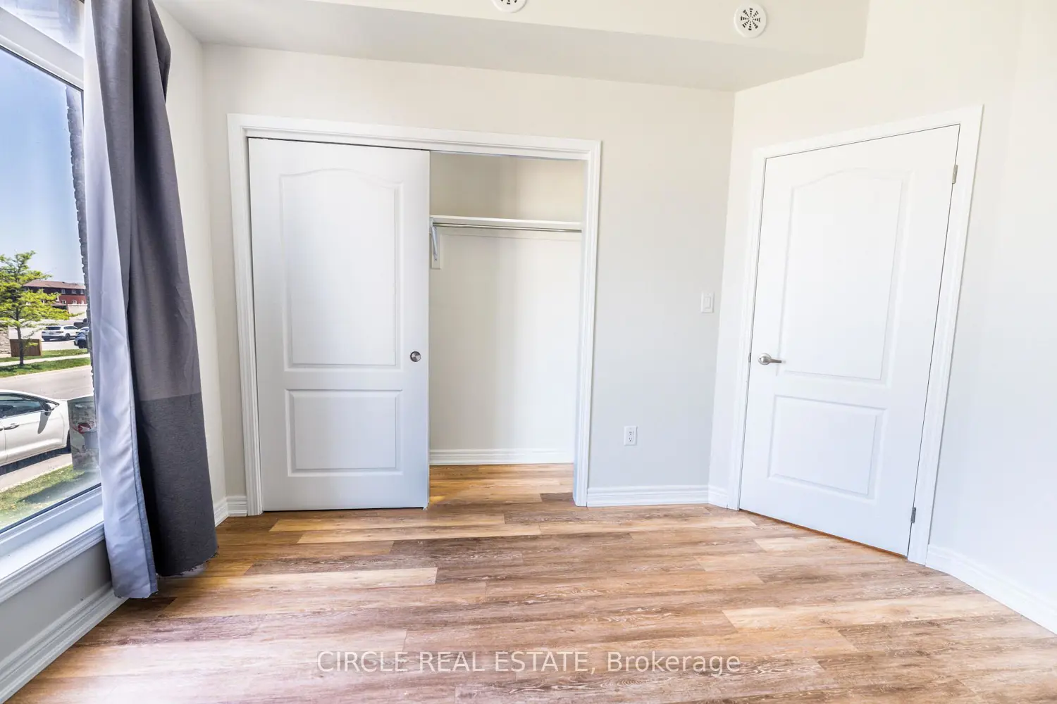 Additional image 10 of 5016 Serena Drive 7