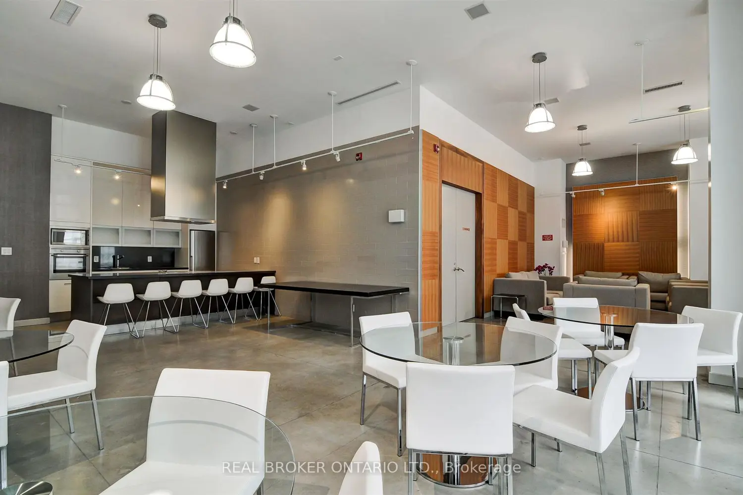 Additional image 16 of 380 Macpherson Avenue 209