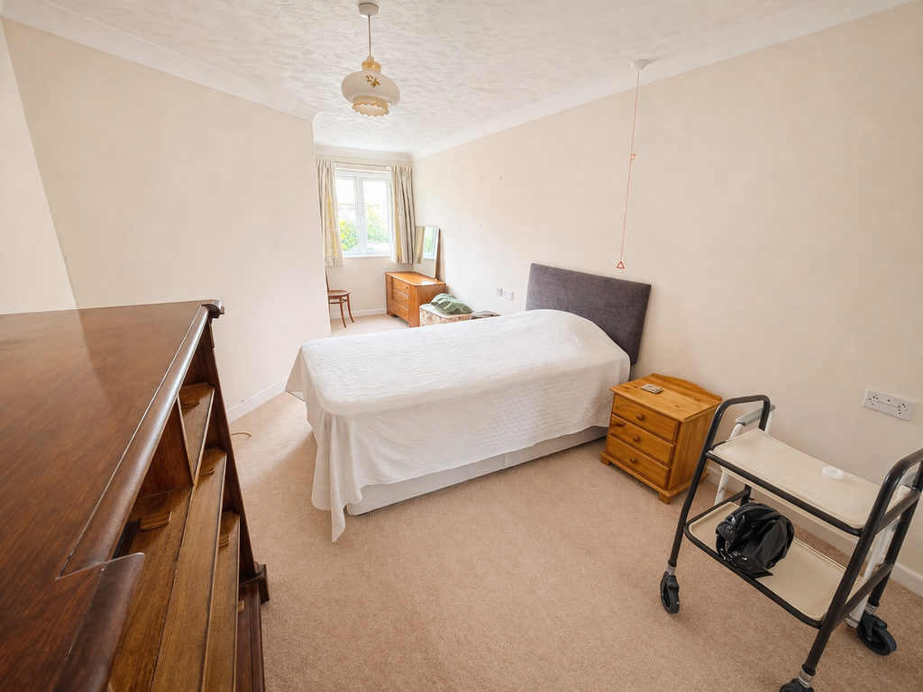 Additional image 9 of 1 bed flat for salePark Road, Frome, Somerset BA11