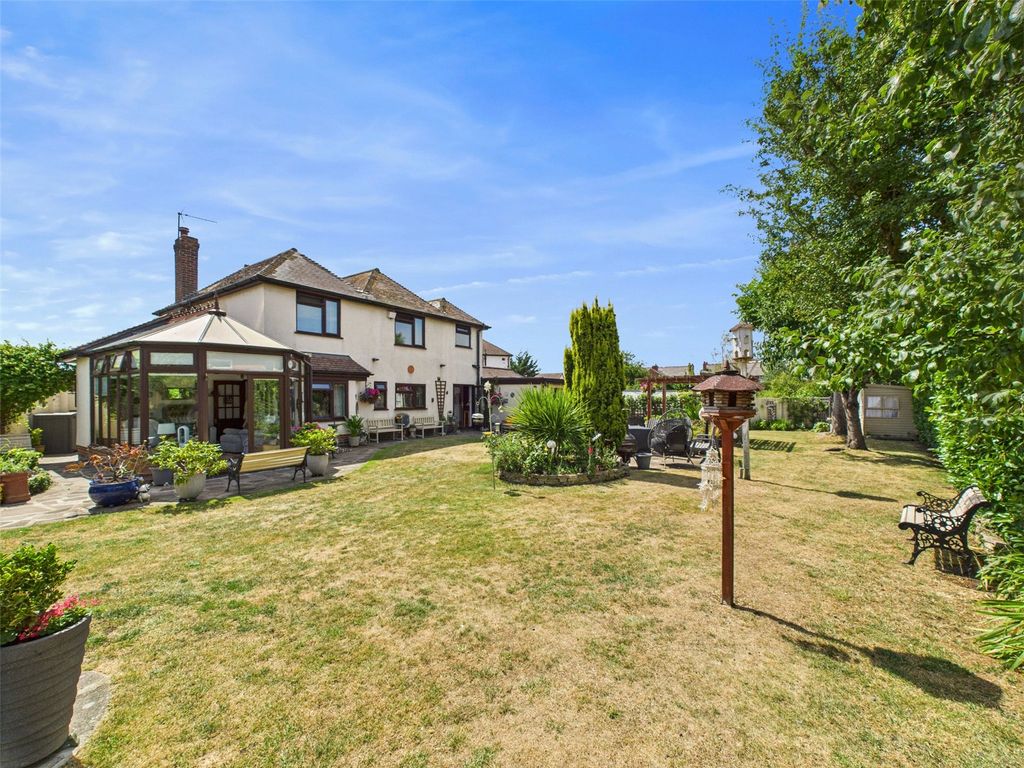 4 bed detached house for saleWolseley Road, Gloucester, Gloucestershire GL2