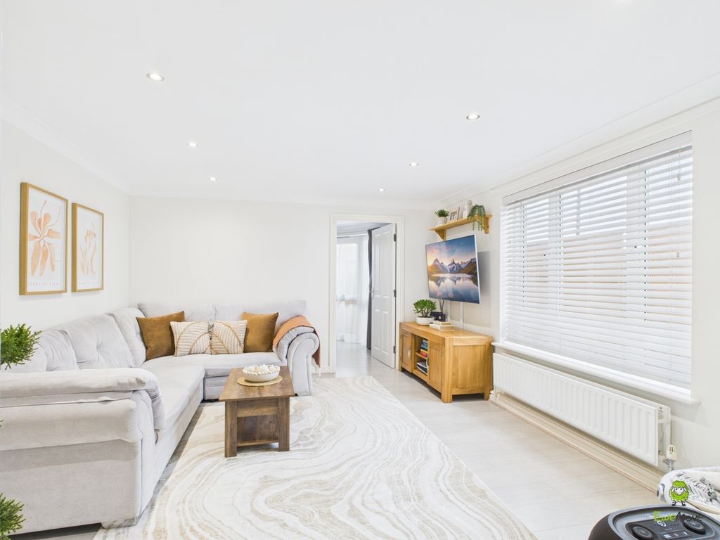 Additional image 3 of 2 bed flat for saleWharfside Close, Erith DA8