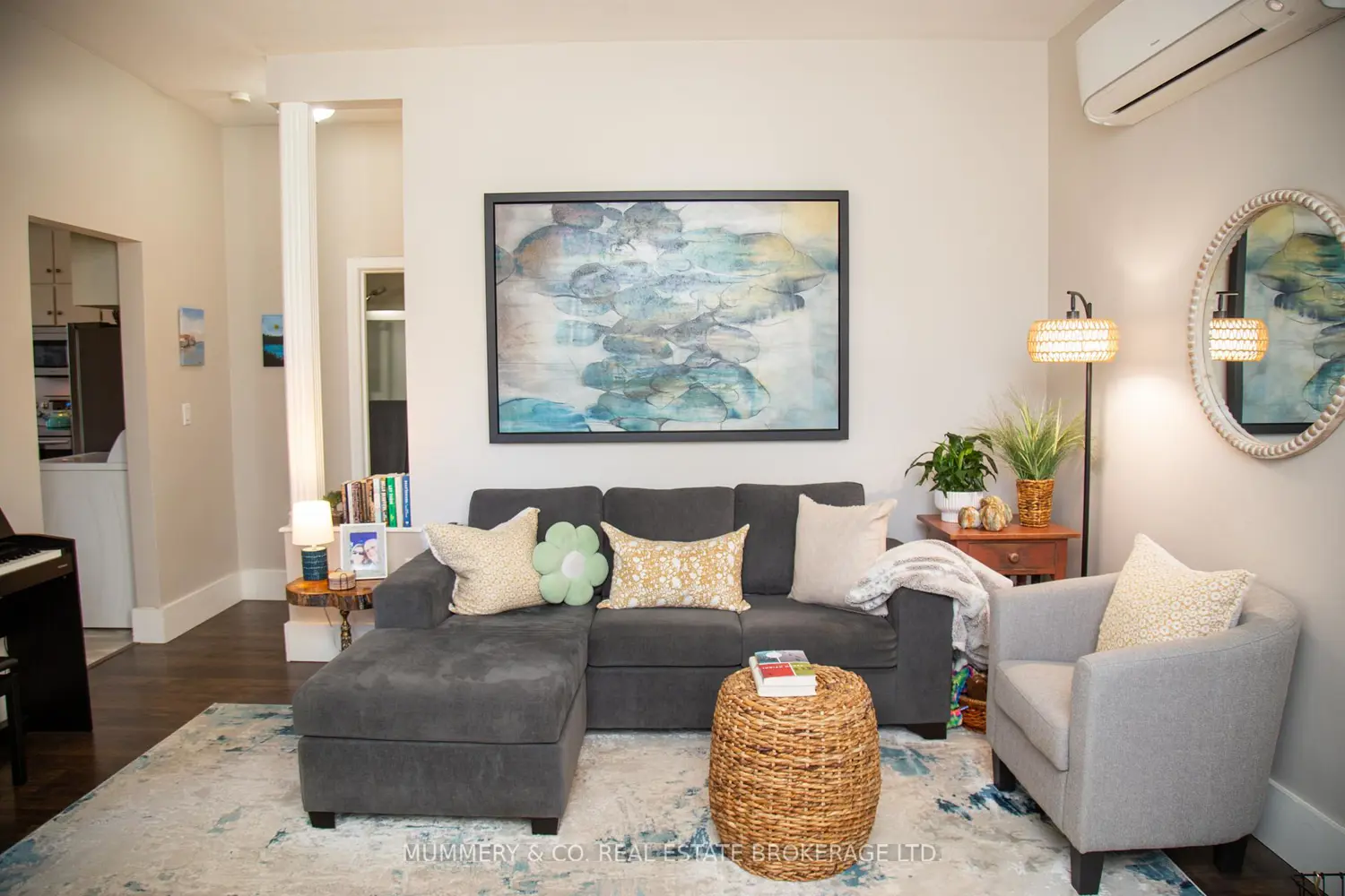 2016 Park Street photo 3