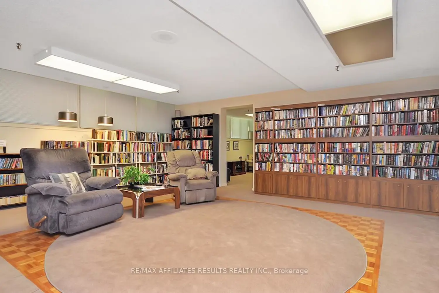 Additional image 8 of 415 Greenview Avenue 1609