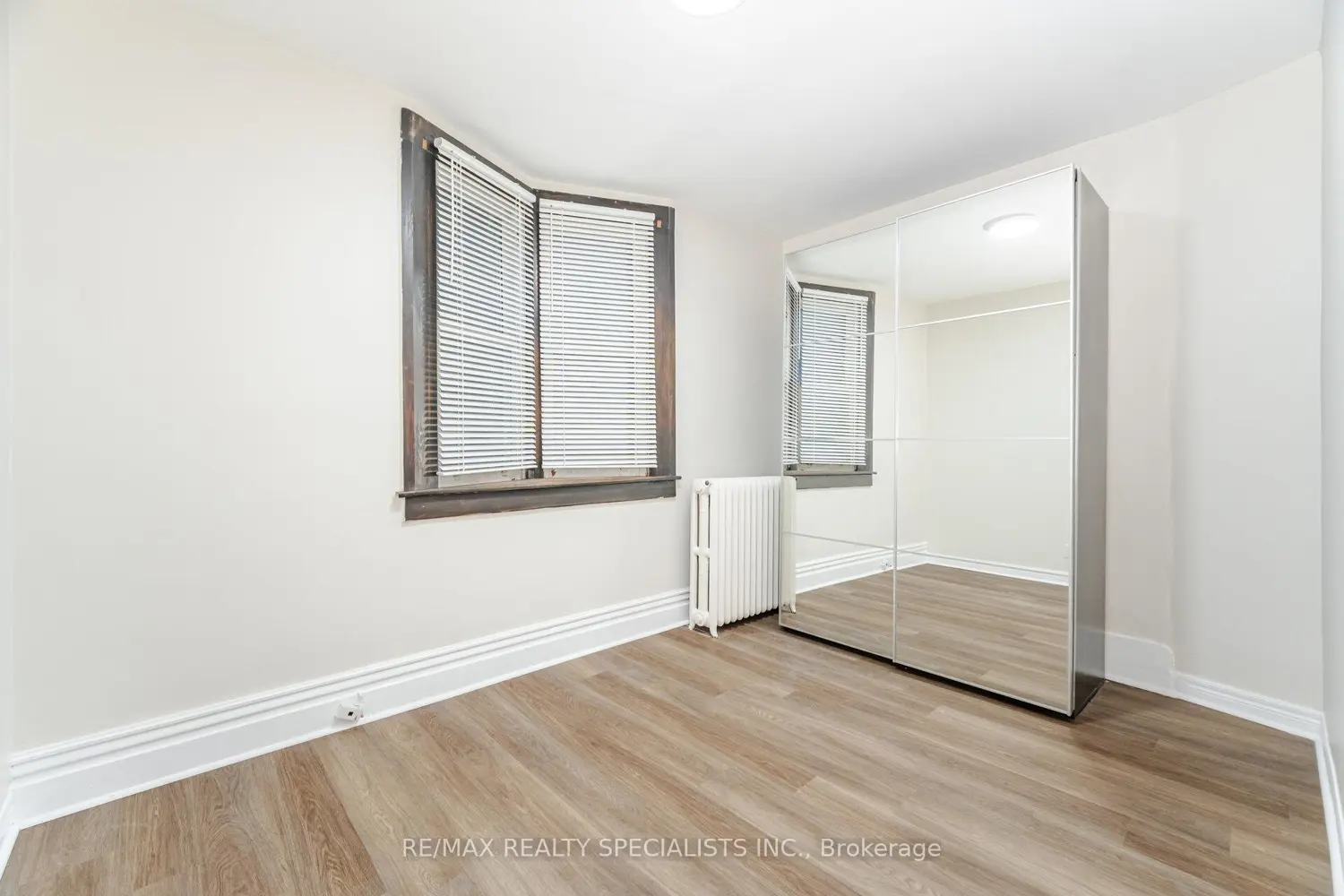 Additional image 9 of 971 Saint Clarens Avenue