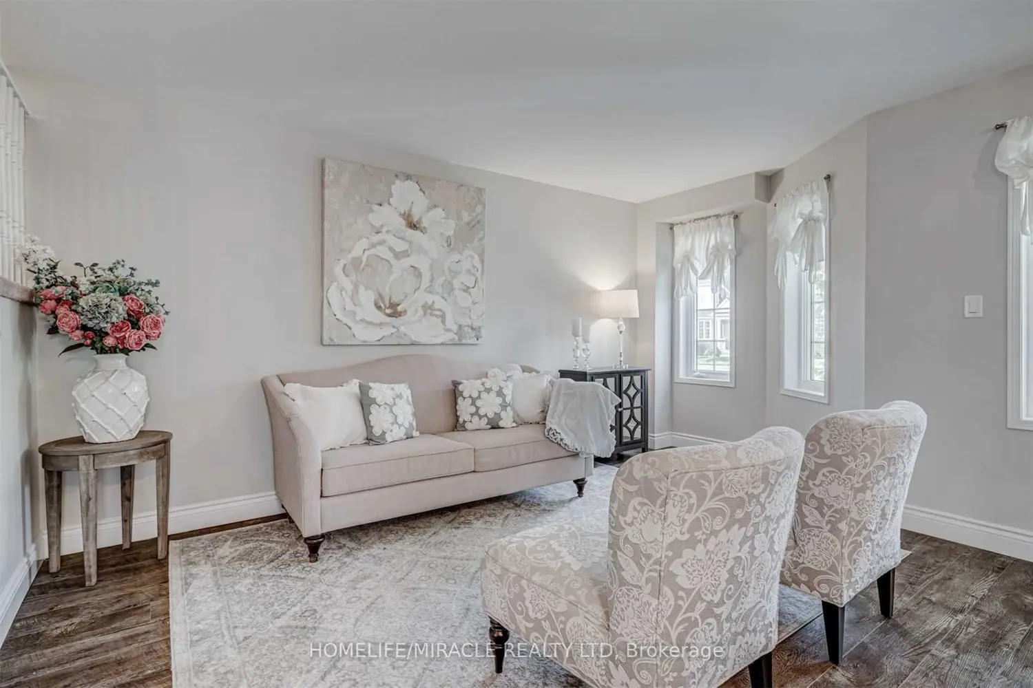 149 Carnwith Drive photo 4