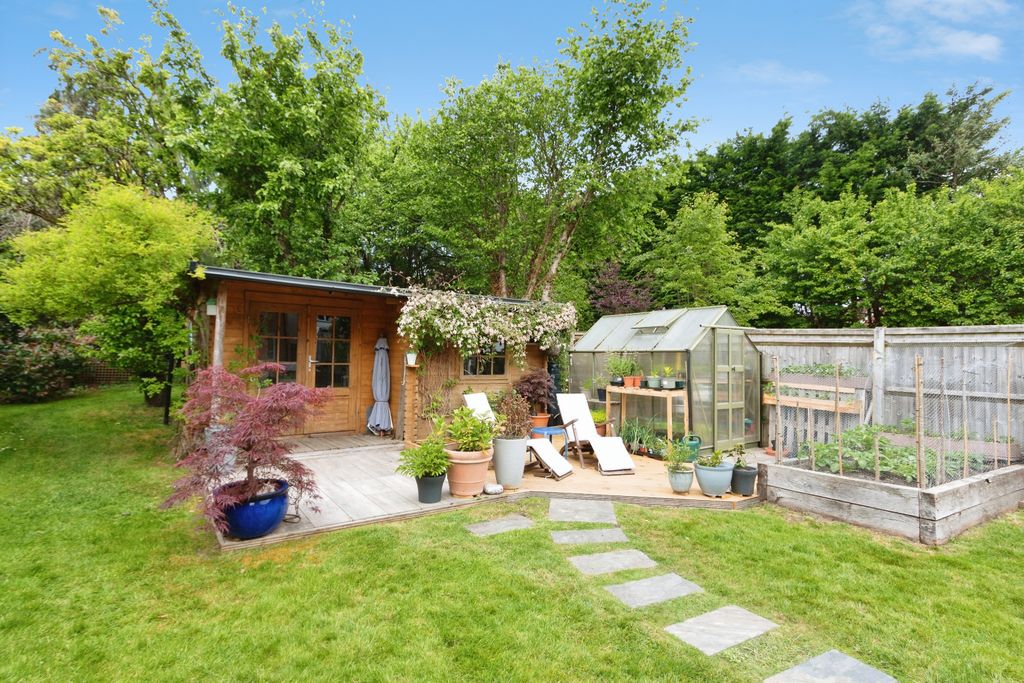 Additional image 24 of 3 bed detached house for saleBack Lane, Bucks Horn Oak, Farnham GU10