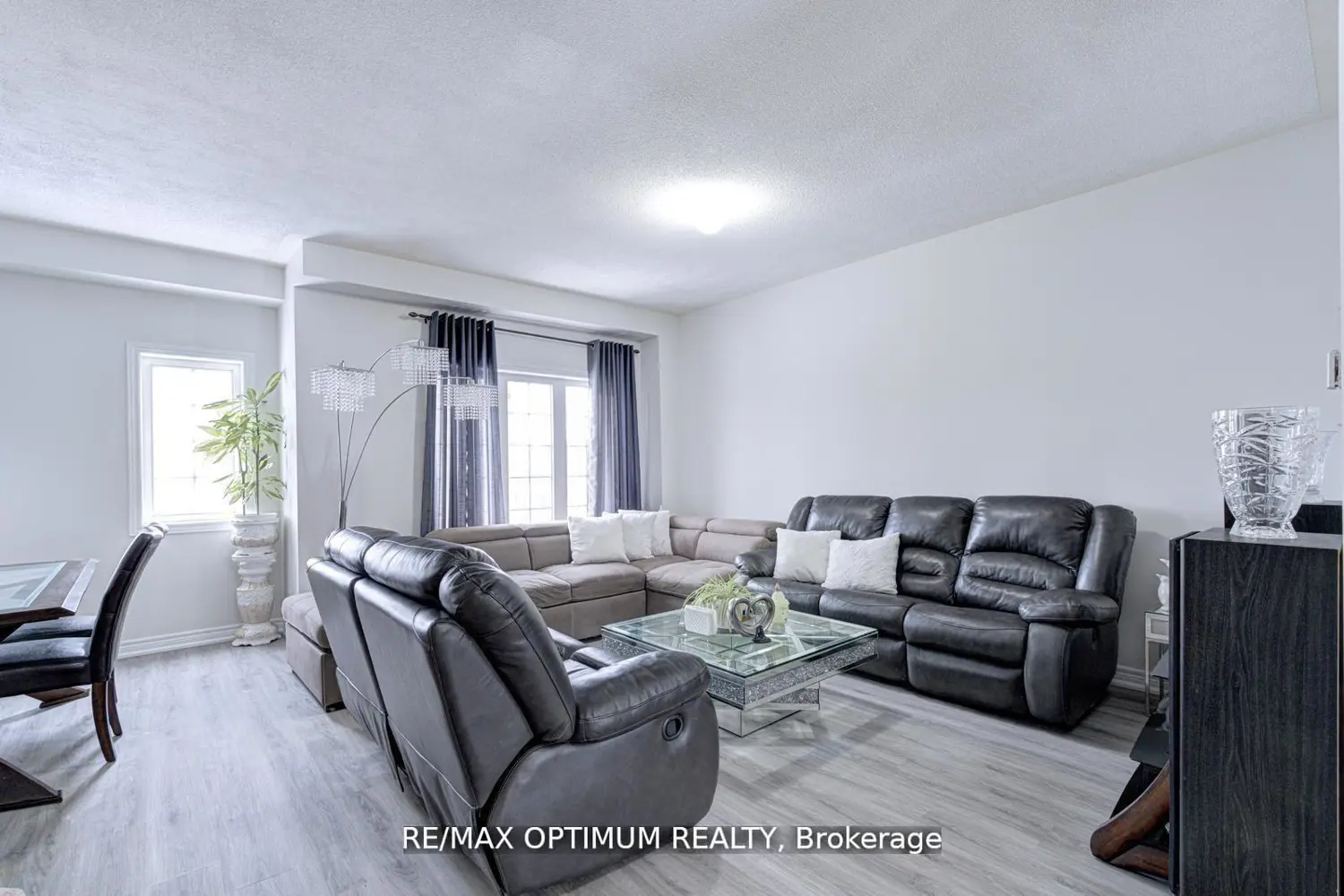 56 Arizona Drive photo 5
