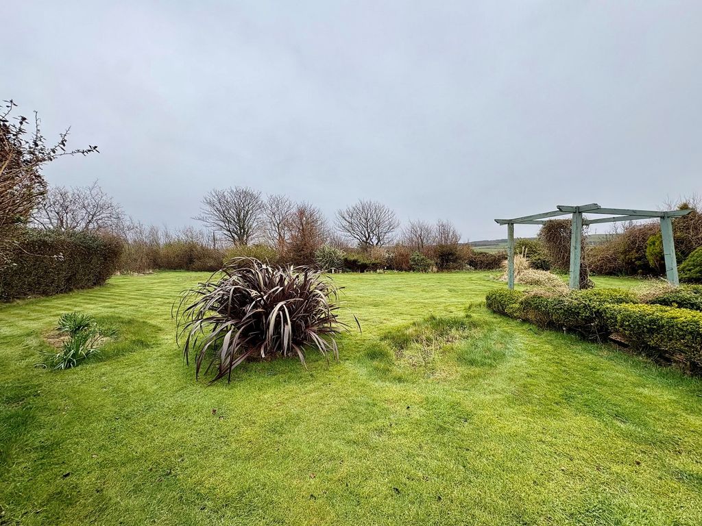 Additional image 17 of 3 bed detached bungalow for saleCastletown, Thurso, Highland. KW14